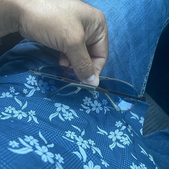 Sunglasses 🕶 - Picture 4 of 9